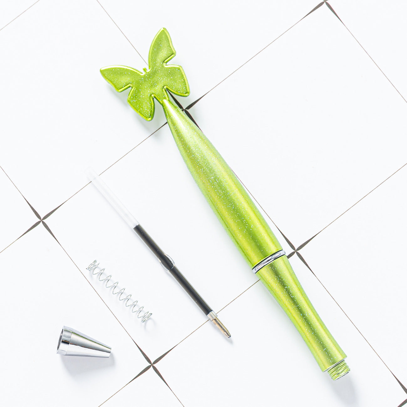 Bolicón de bolígrafo multicolor de dibujos animados de plástico al por mayor